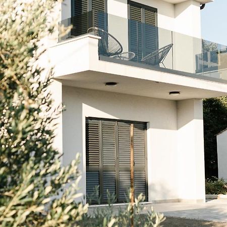 Apartmani Toma Pakoštane エクステリア 写真